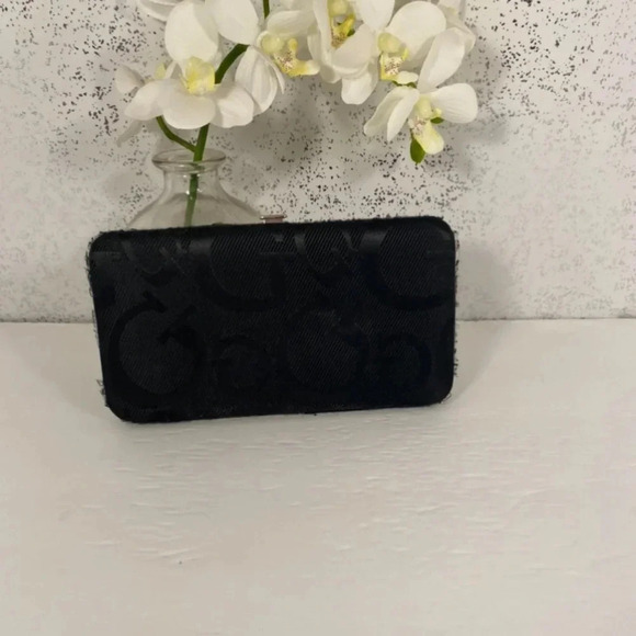 Guess Black Logo Cloth Flat Style Wallet - Picture 1 of 8